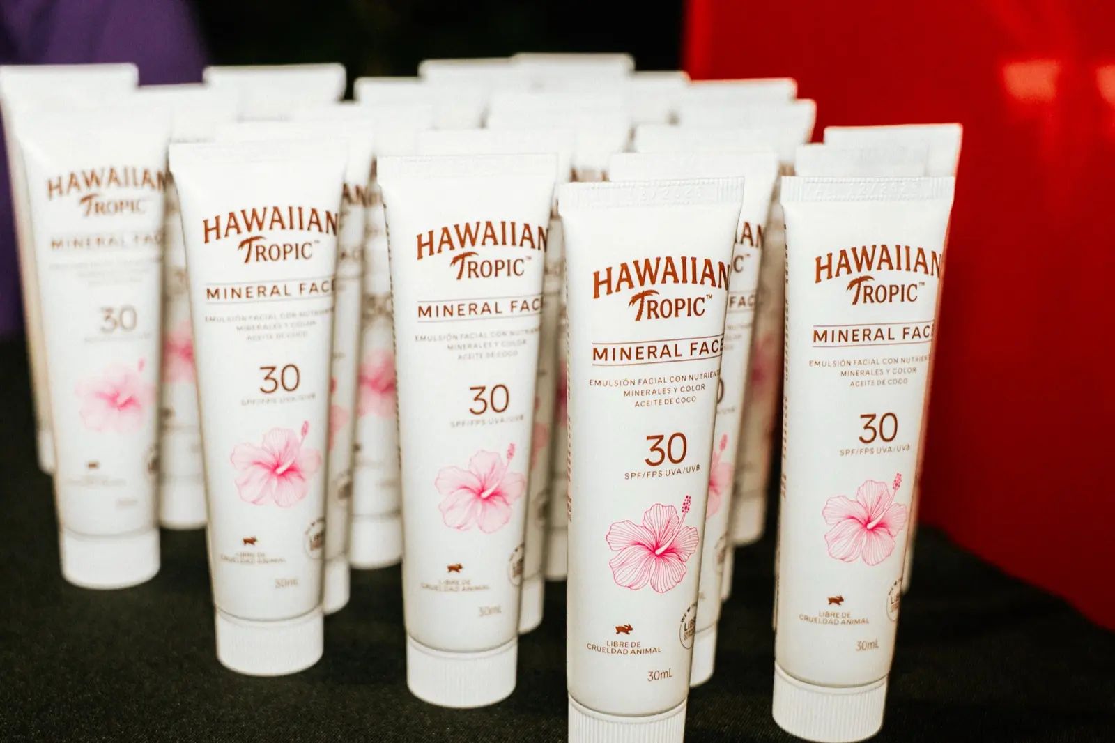 HAWAIIAN TROPIC foto 1