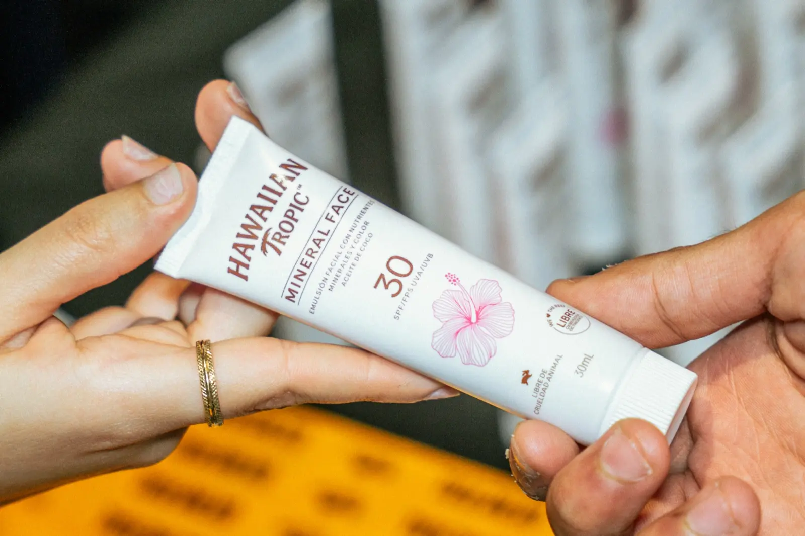 HAWAIIAN TROPIC foto 2